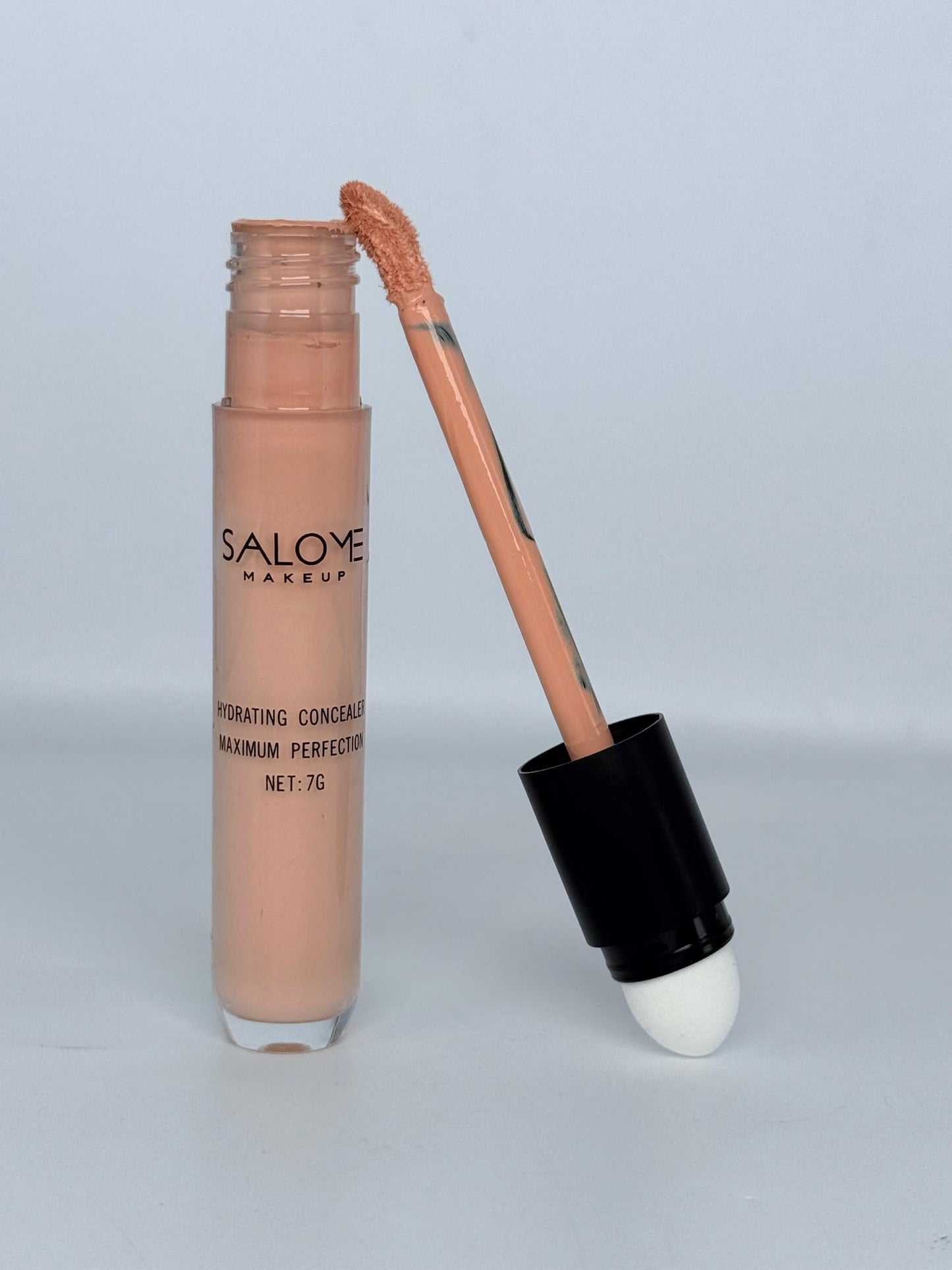 corrector de ojeras de salome