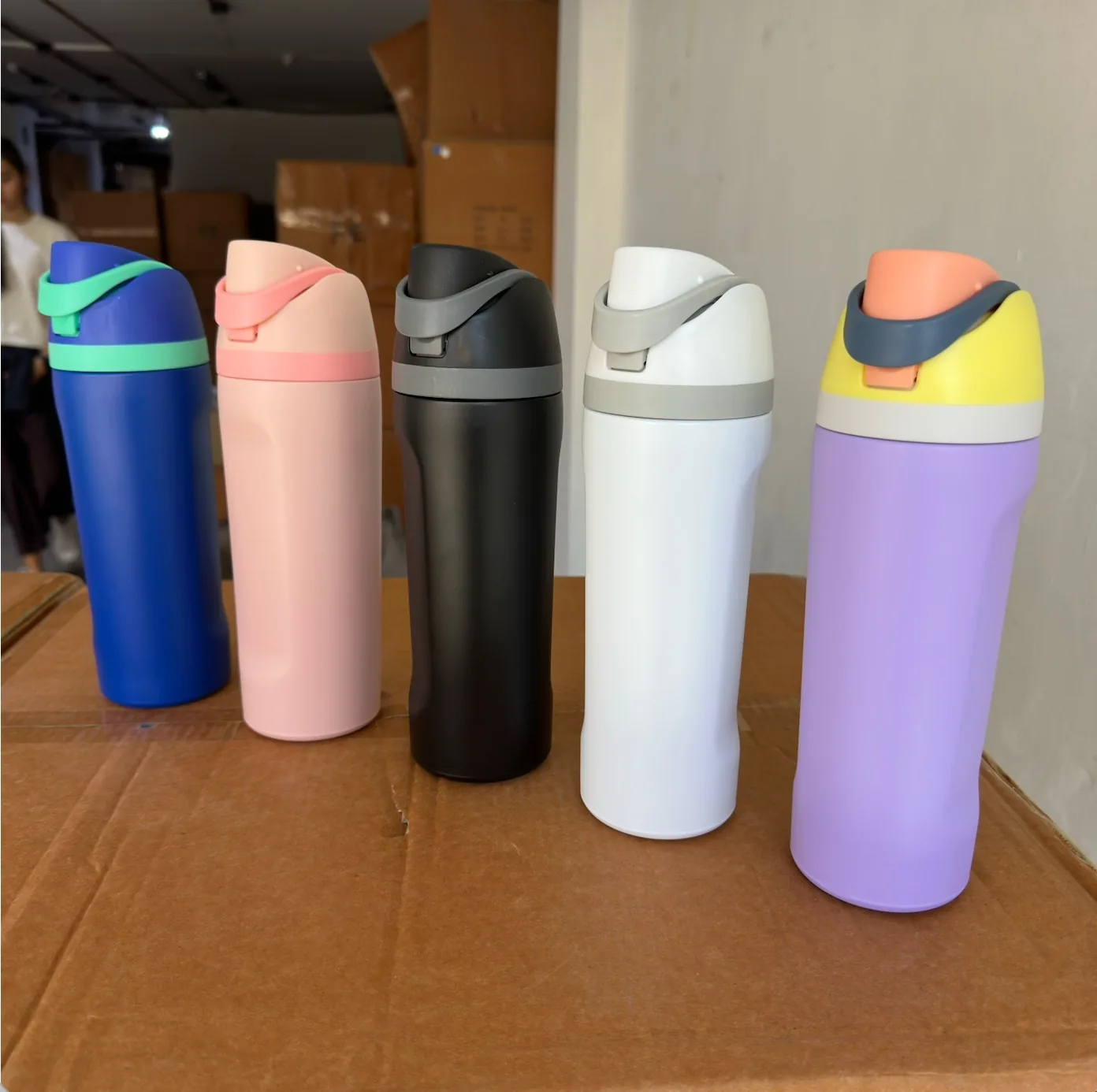 Termo tipo owala 550ml al mayor · BIGTIME Venezuela · relojeria