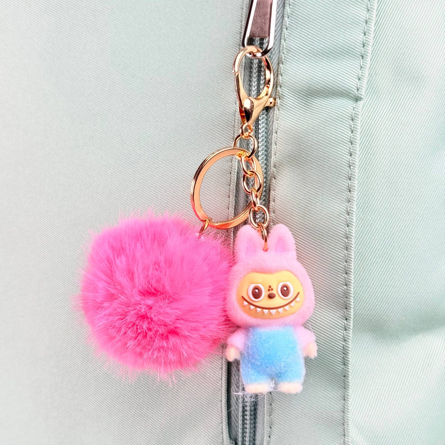 Llavero pompón de labubu