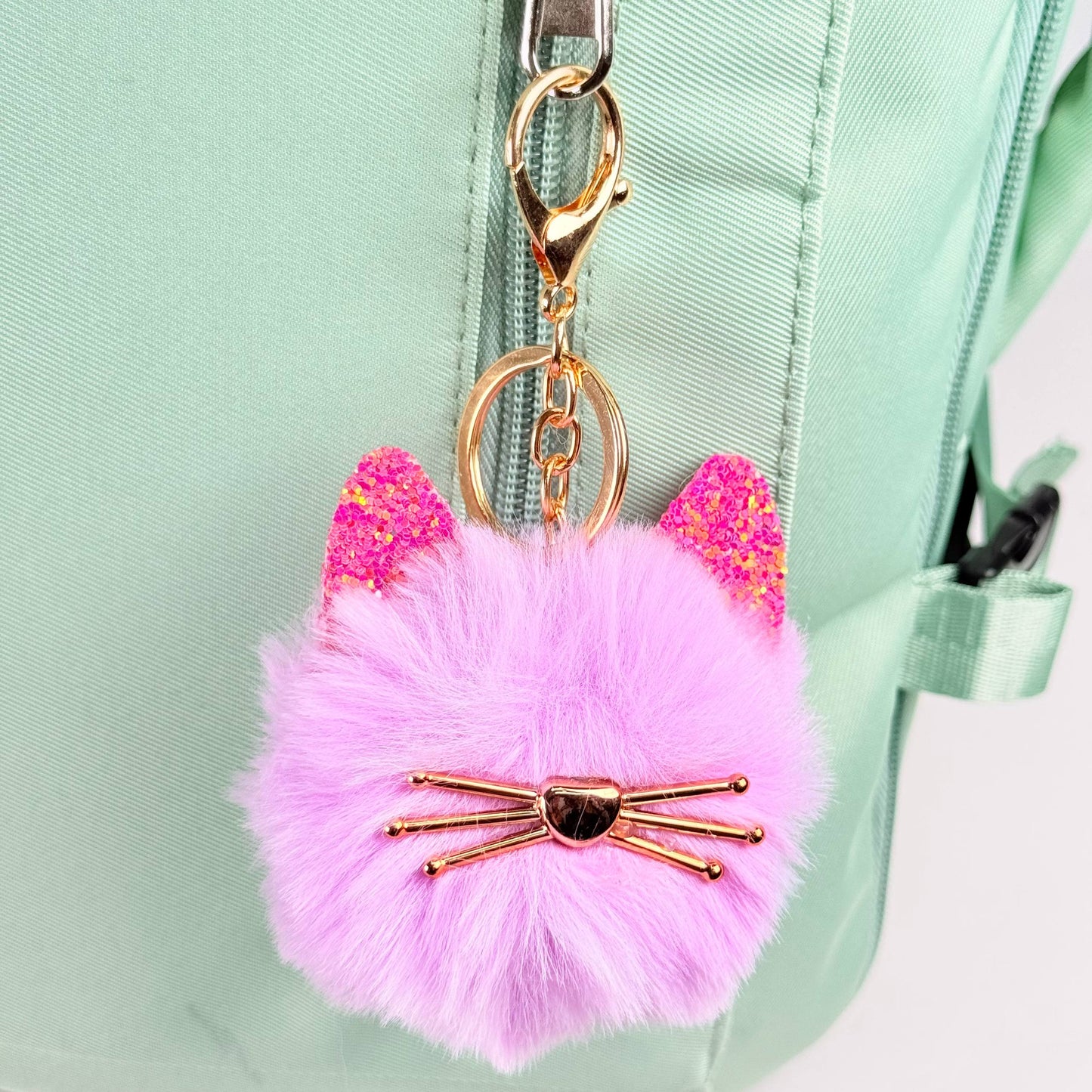 Llavero de pompón gatito