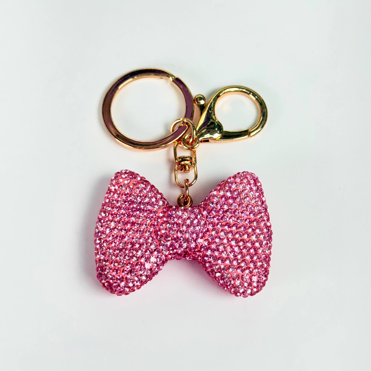 Llavero brillante de lazo