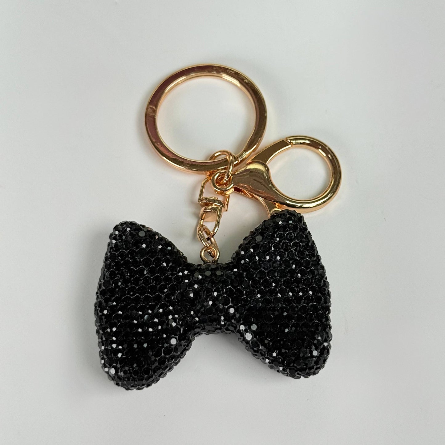 Llavero brillante de lazo