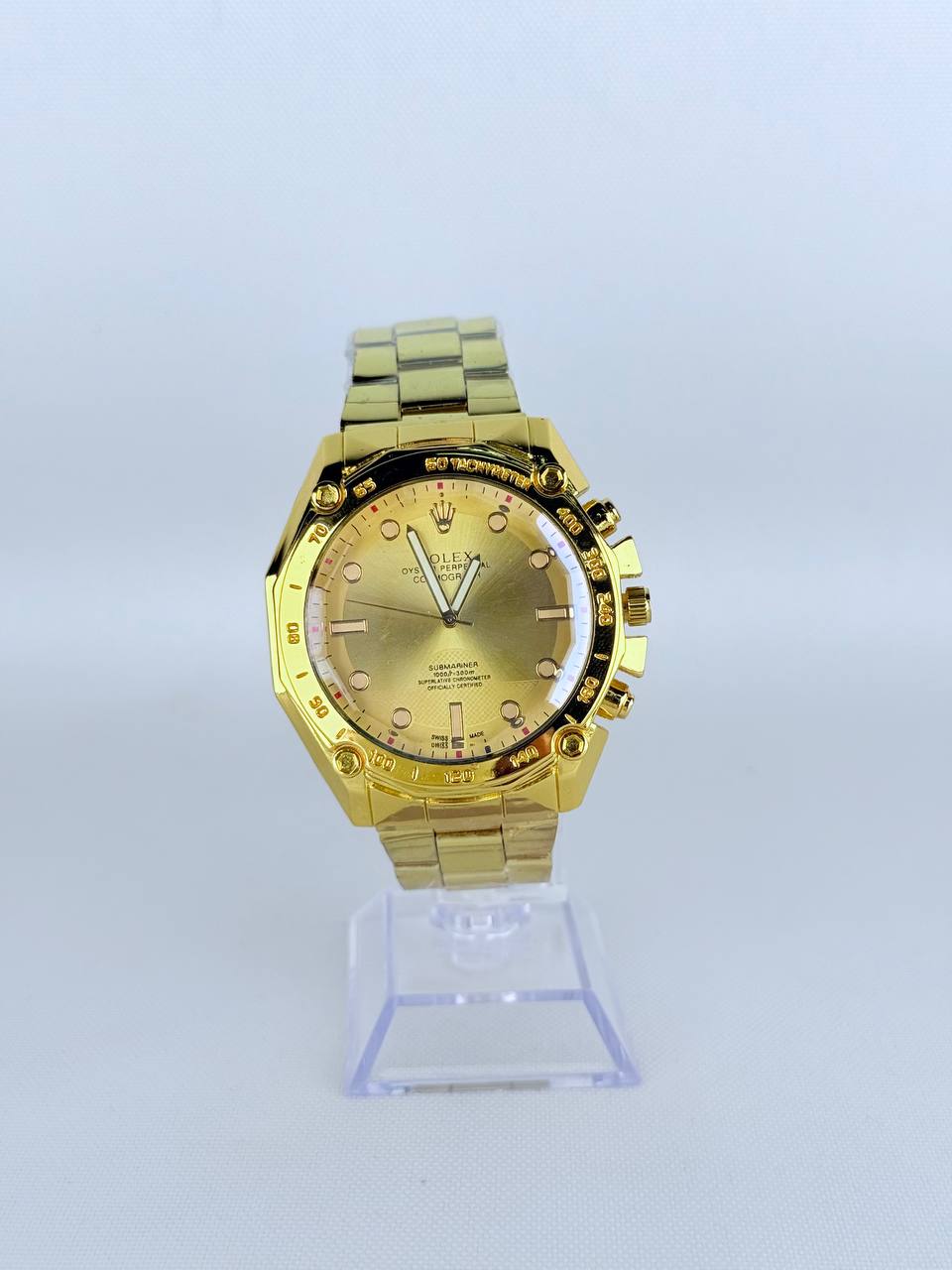 Reloj elegante
