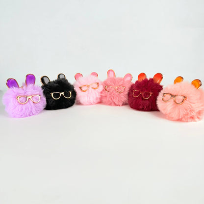 Llavero de pompón de conejito