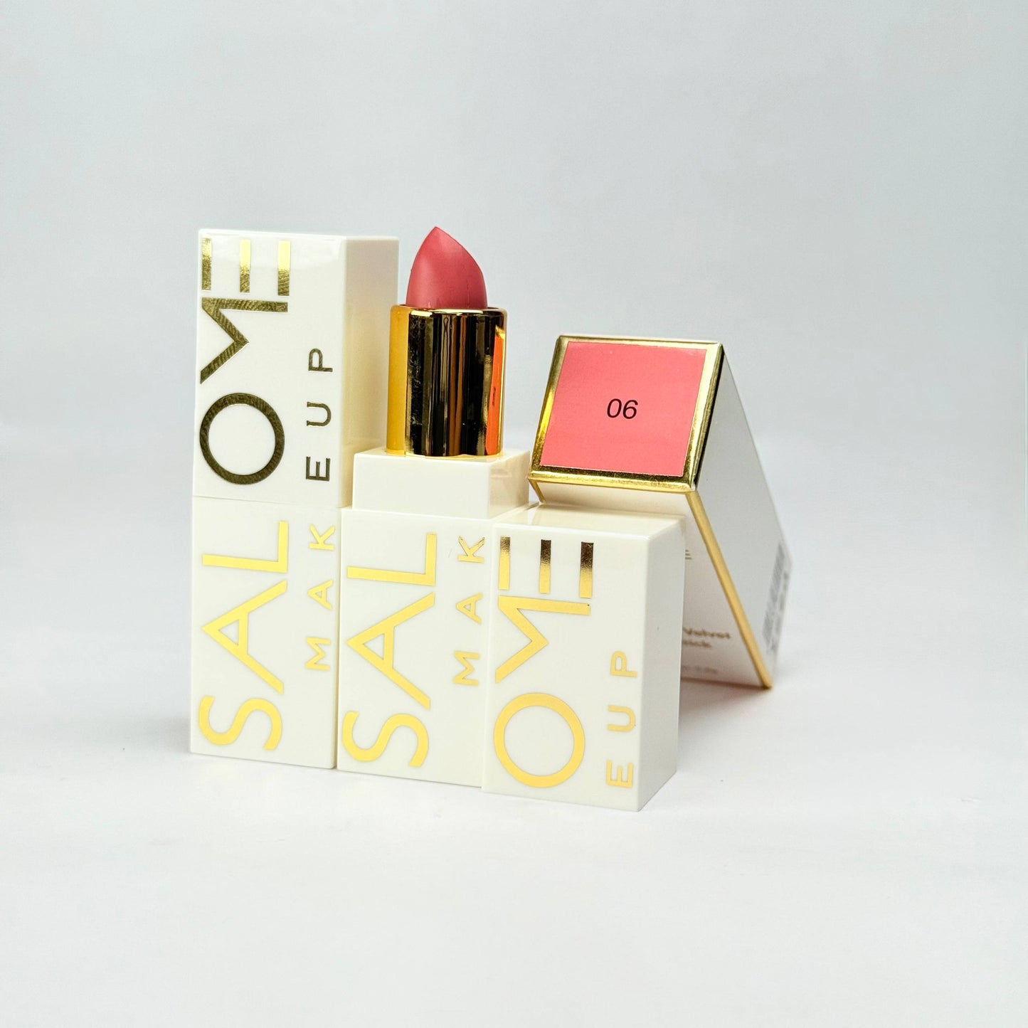 Lápiz labial cremoso aterciopelado salome