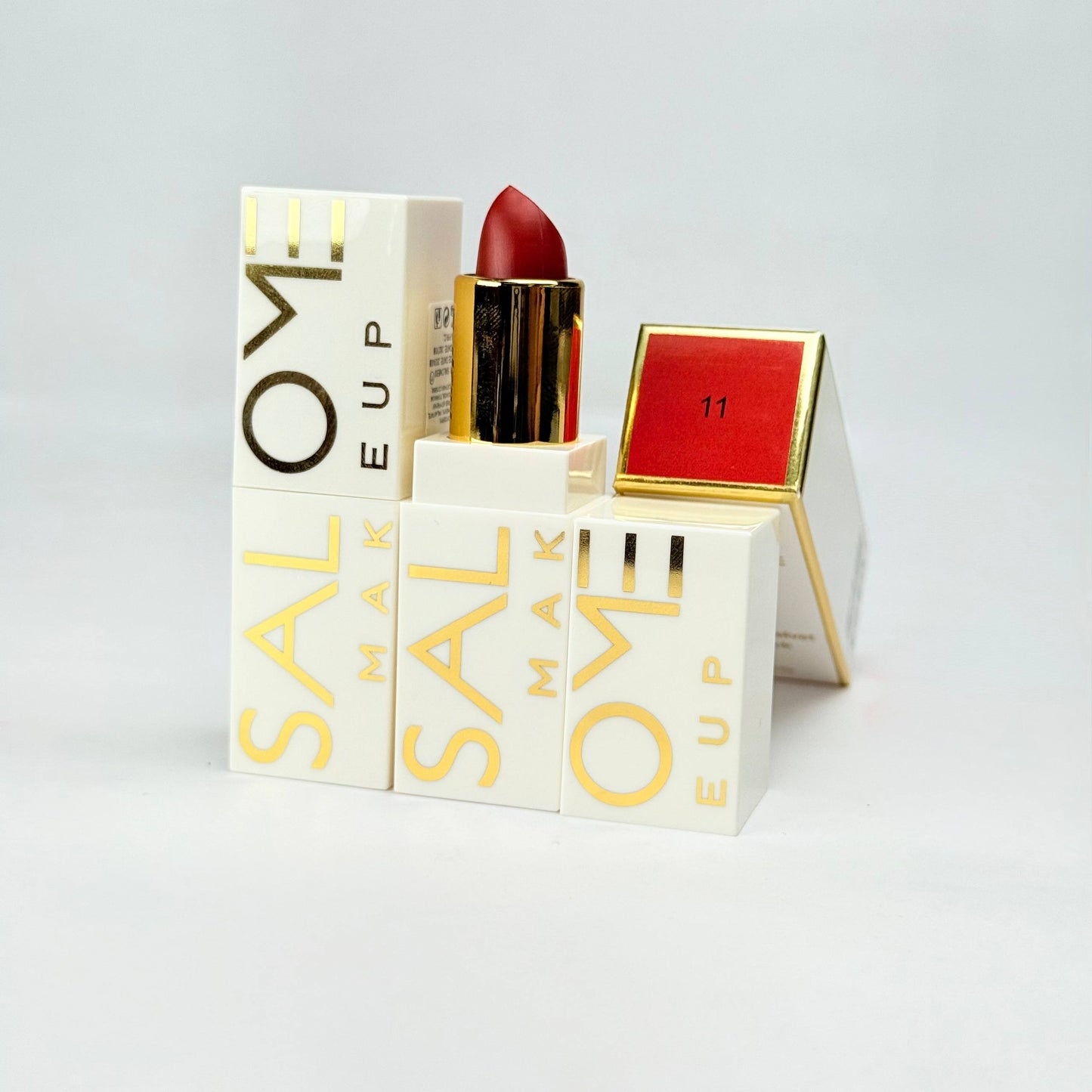 Lápiz labial cremoso aterciopelado salome