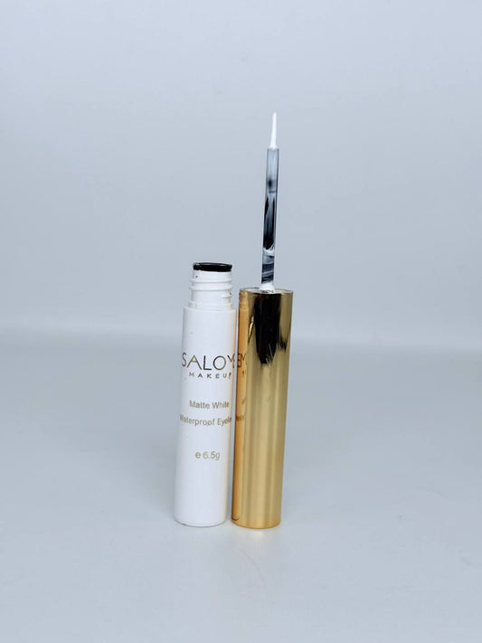 Delineador mate resistente al agua