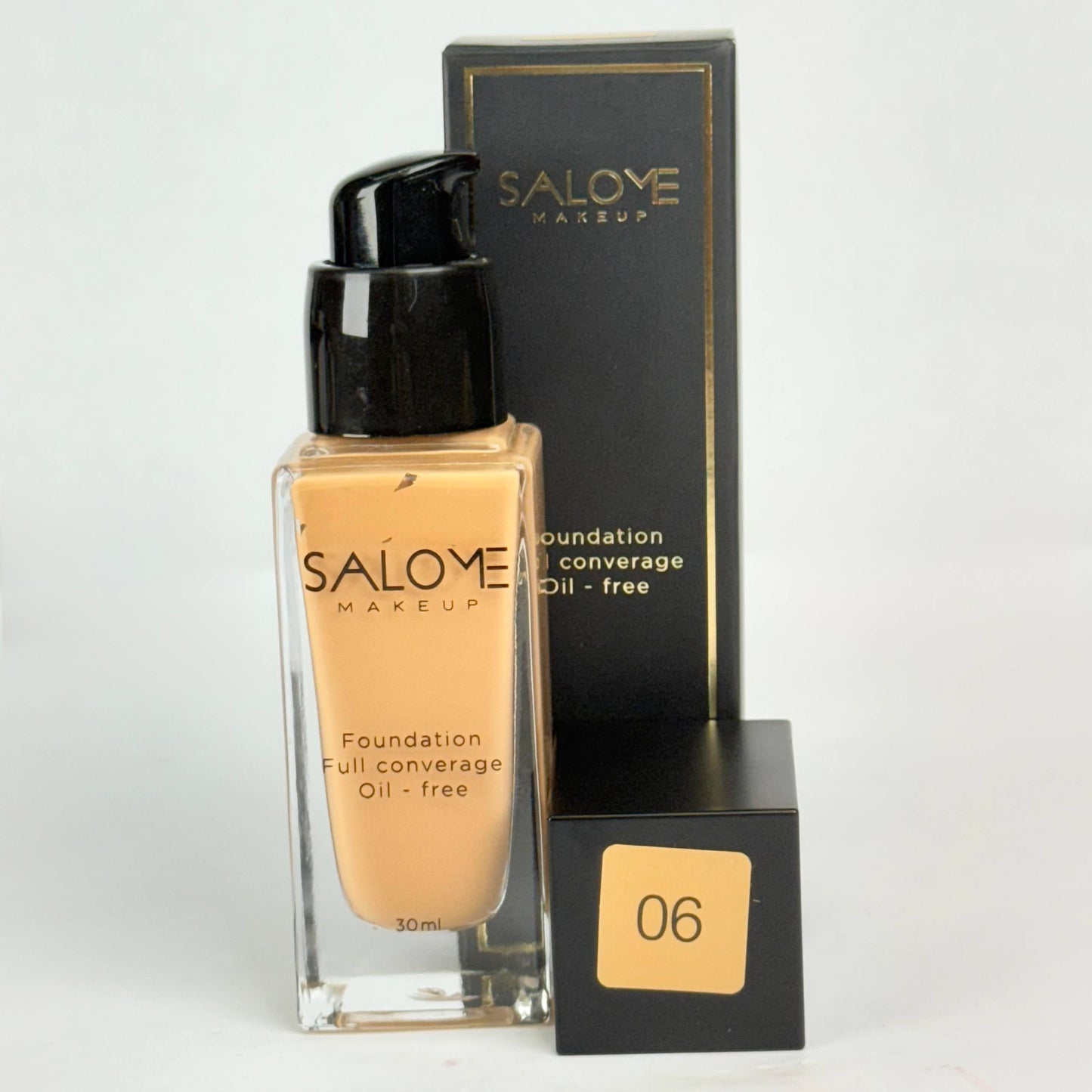 Base de maquillaje cobertura total sin aceite salome